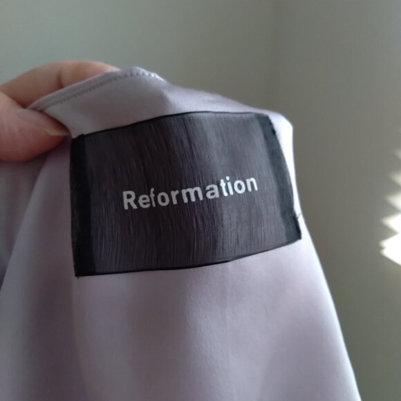 Reformation Gigi Silk Cami Top in Lilac Size Medium - Picture 4 of 6